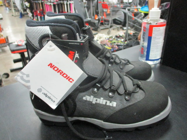 Used Alpina Nordic Cross Country Ski Boots Size 37